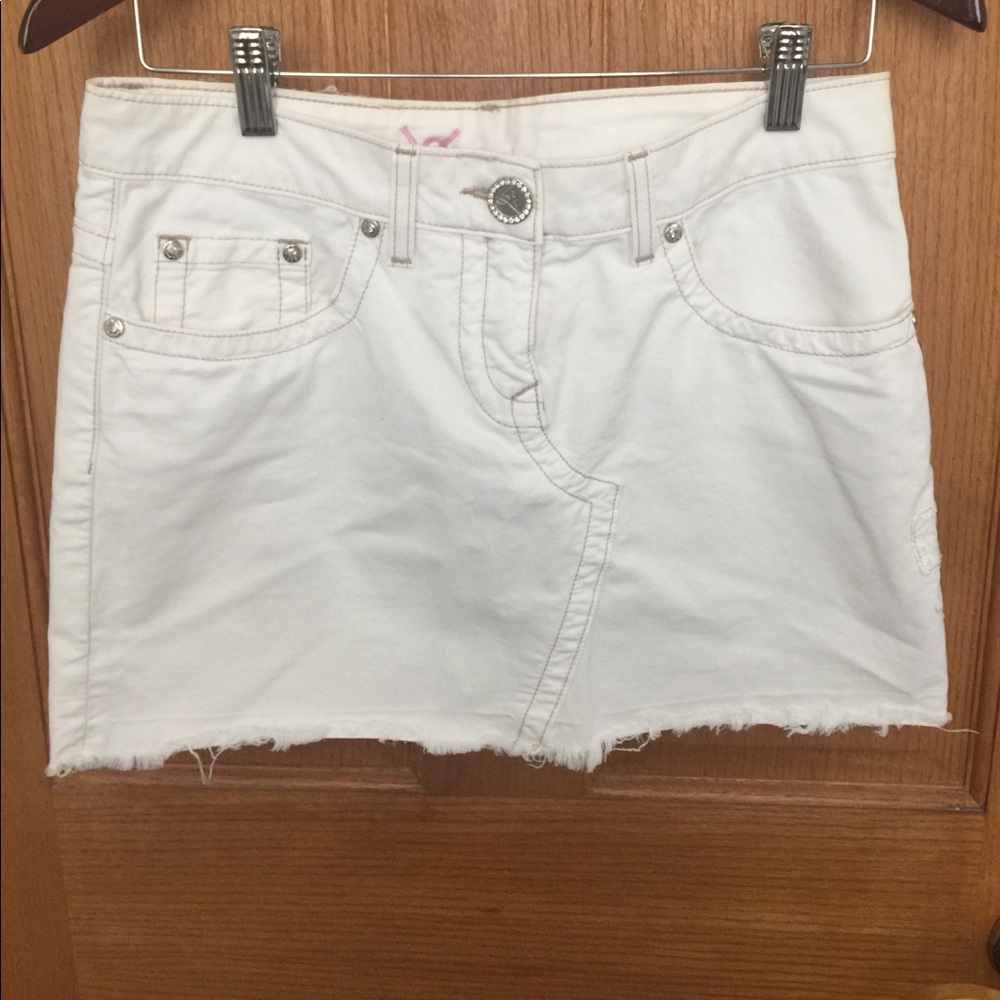 Babe  white mini Jean skirt